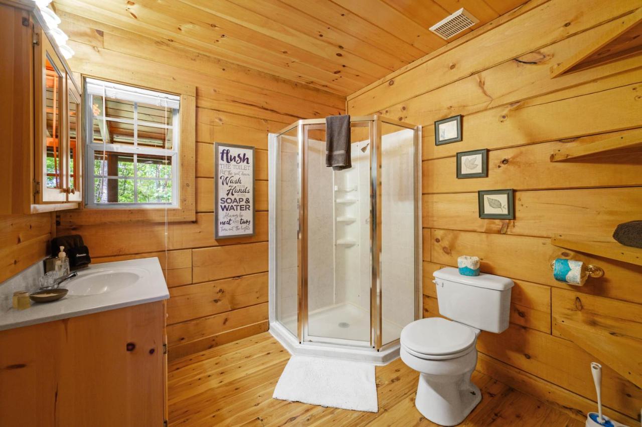 Gypsy Road - Privacy! Log Cabin With Hot Tub, Wifi, Directv And Arcade Sevierville Dış mekan fotoğraf
